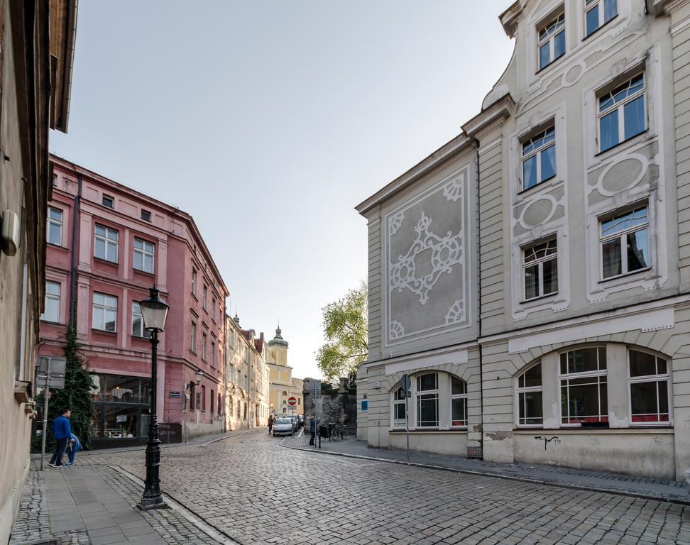 Hill Inn Poznan Ngoại thất bức ảnh