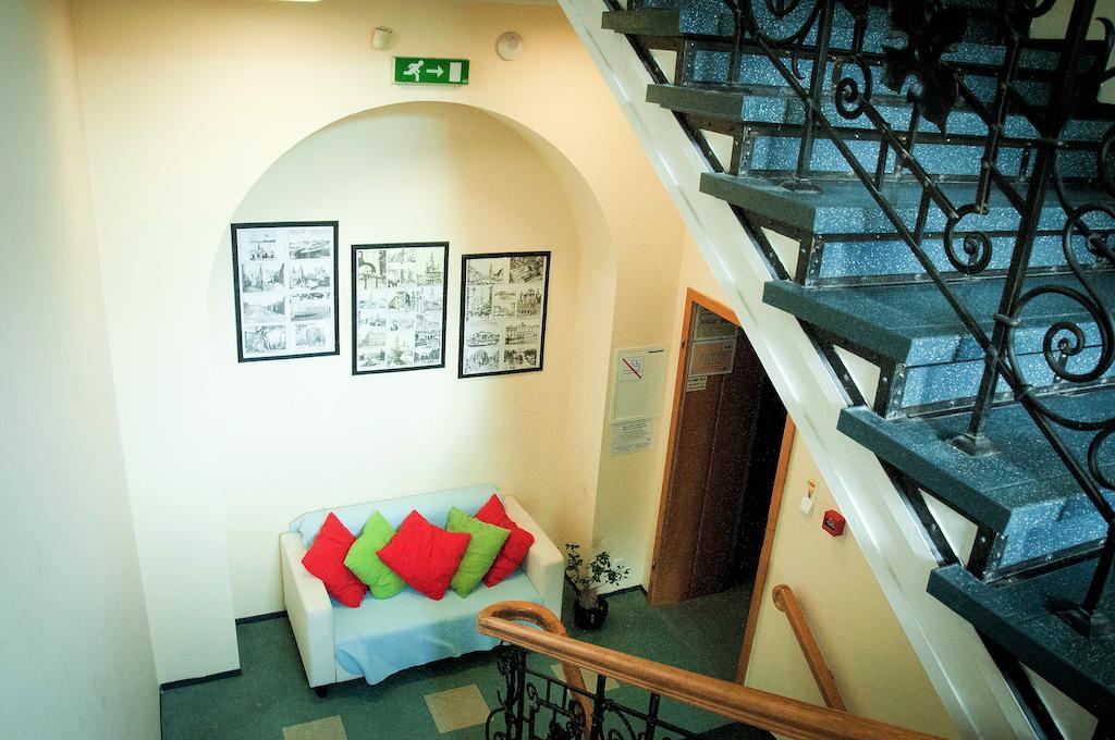 Hill Inn Poznan Ngoại thất bức ảnh