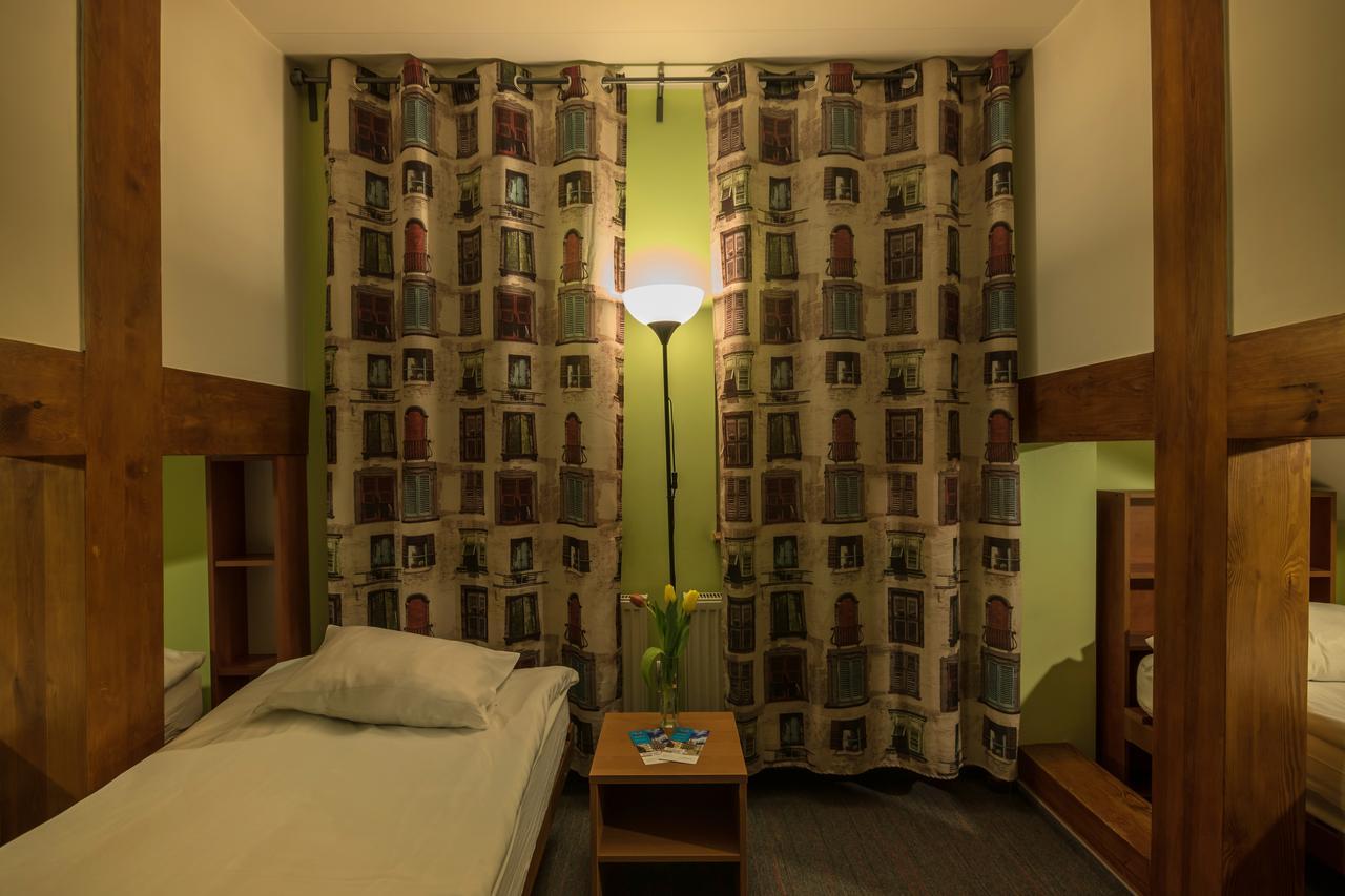 Hill Inn Poznan Ngoại thất bức ảnh