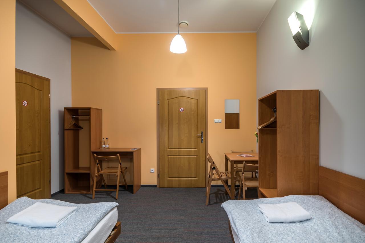Hill Inn Poznan Ngoại thất bức ảnh
