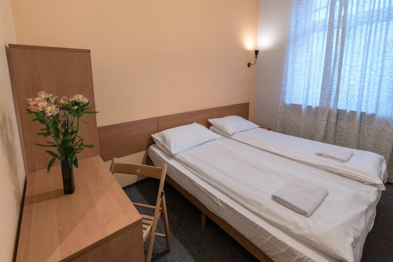 Hill Inn Poznan Ngoại thất bức ảnh