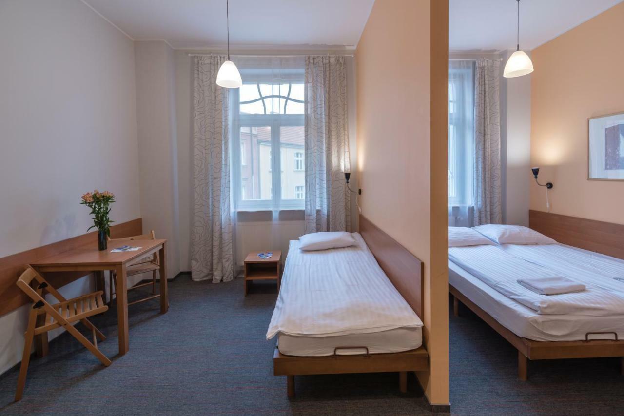 Hill Inn Poznan Ngoại thất bức ảnh